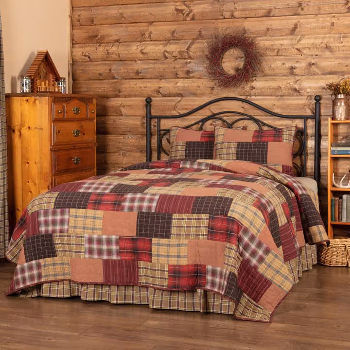 Wyatt Cal King Quilt Set 130x115