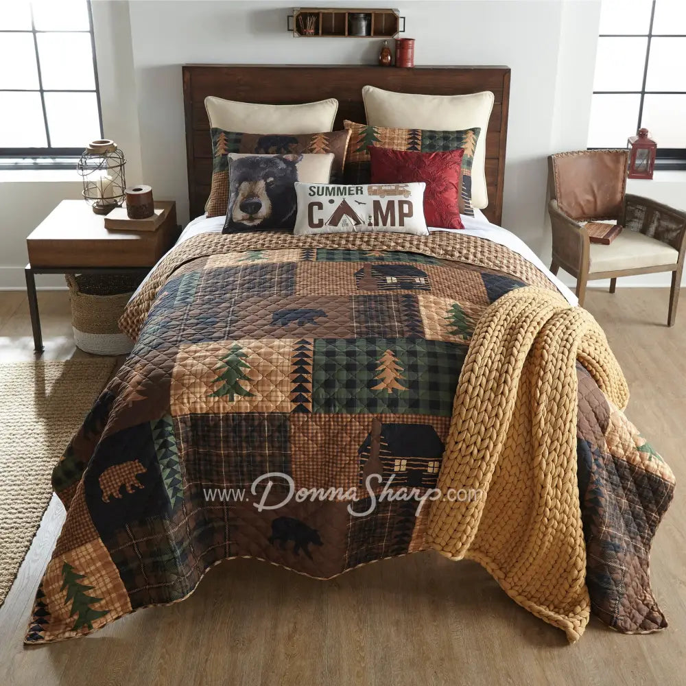 Walnut Grove Quilt Set
