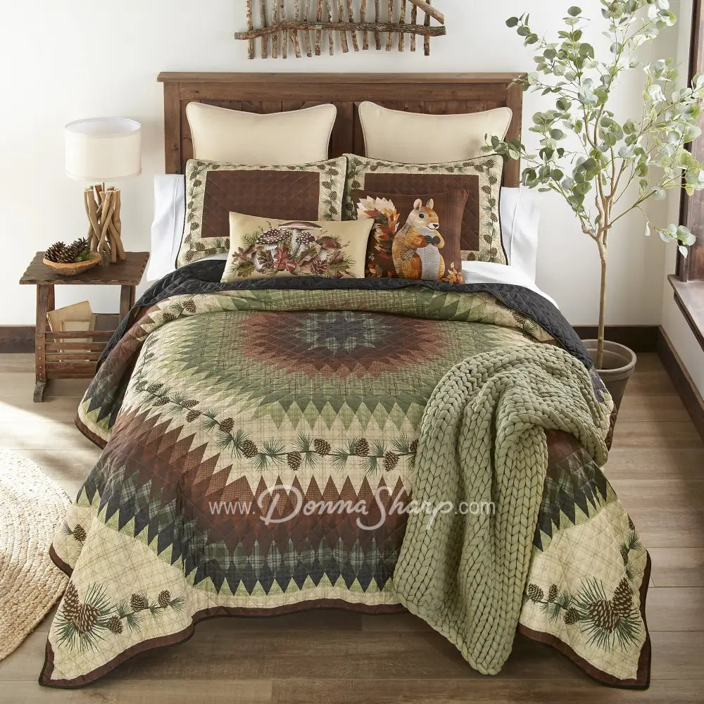 Pine Circle Quilt Set