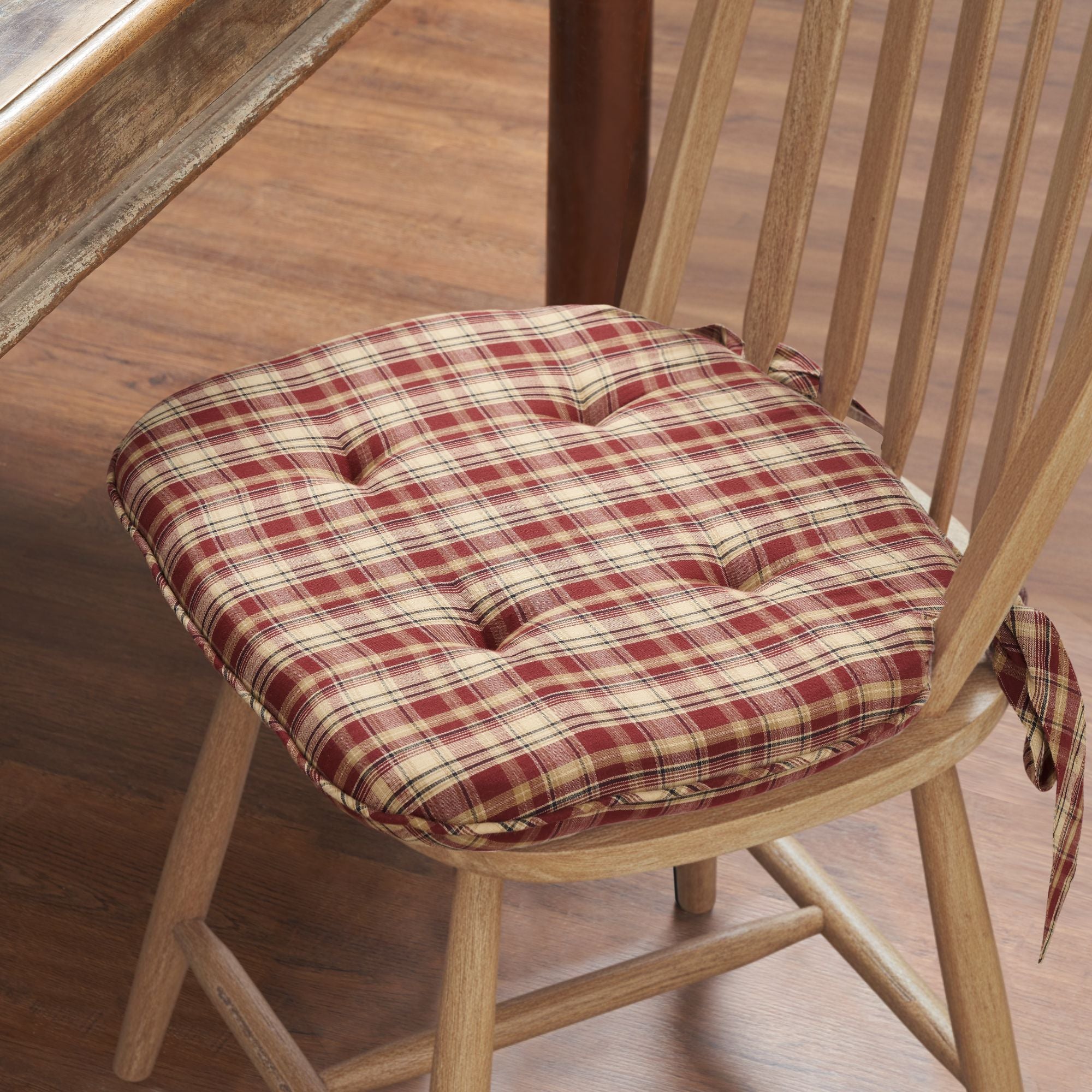 Beckham Red & Black Plaid Chair Pad